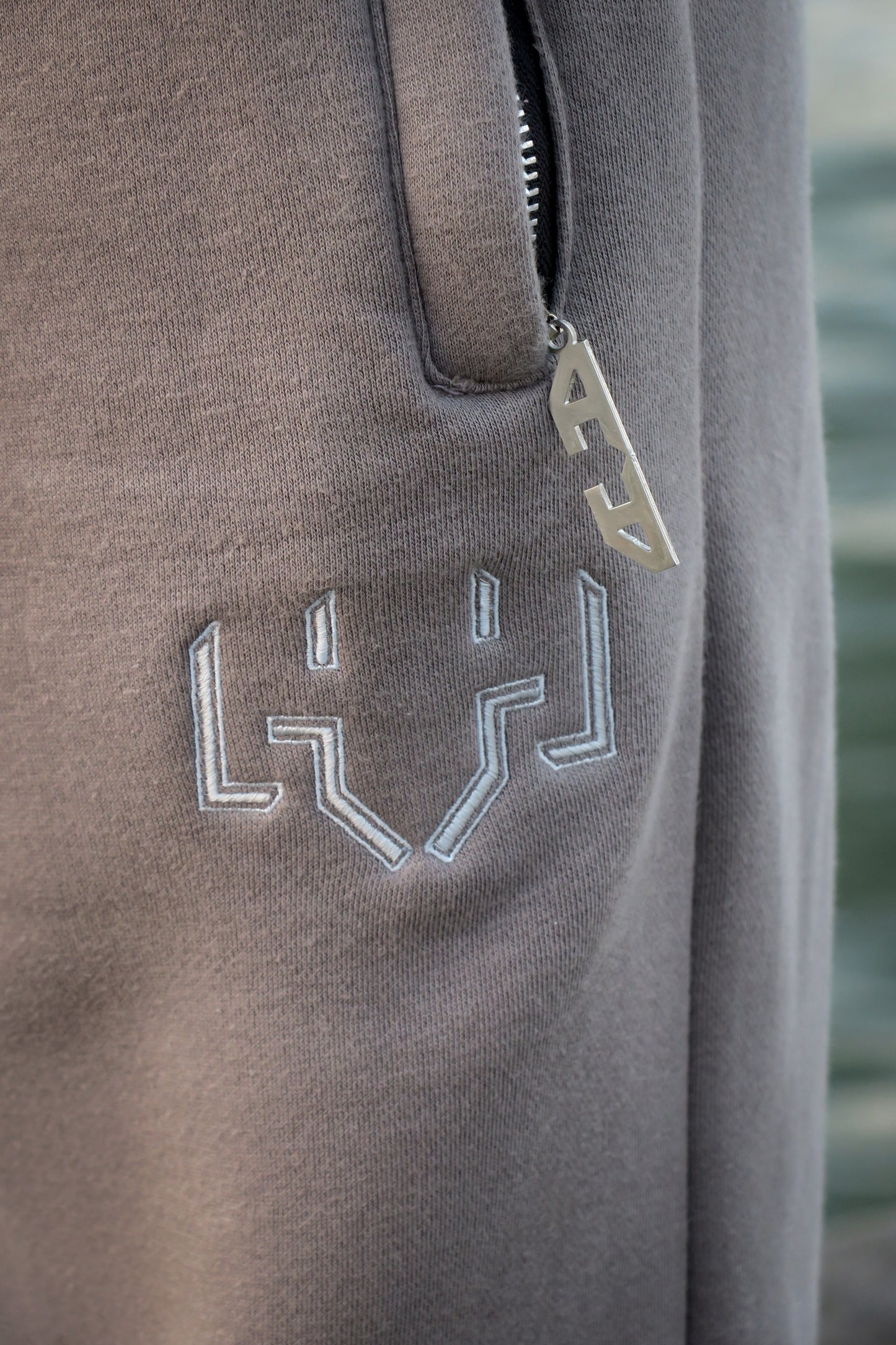 Straight Leg Jogger Grey