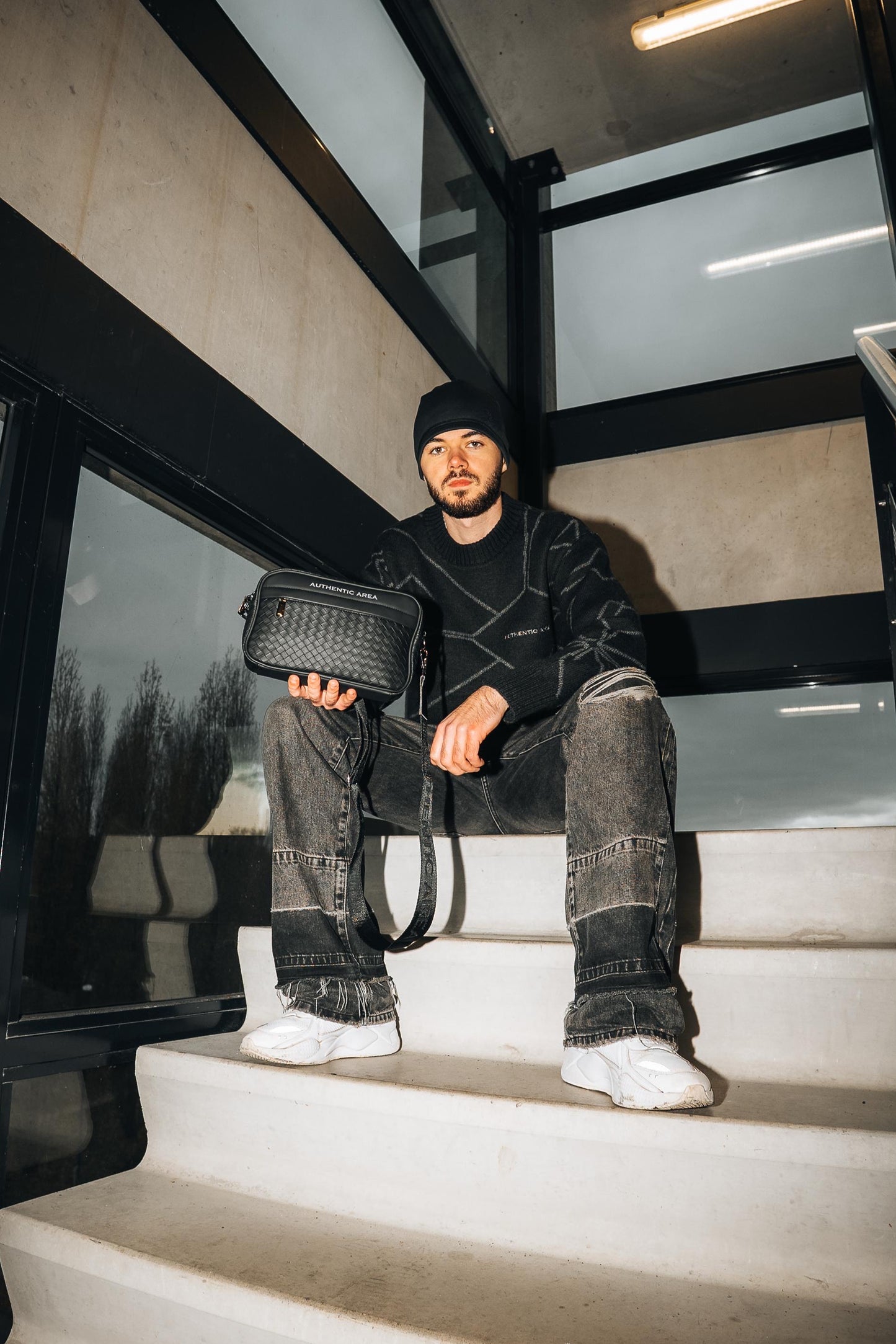 Structured Messenger Bag Black